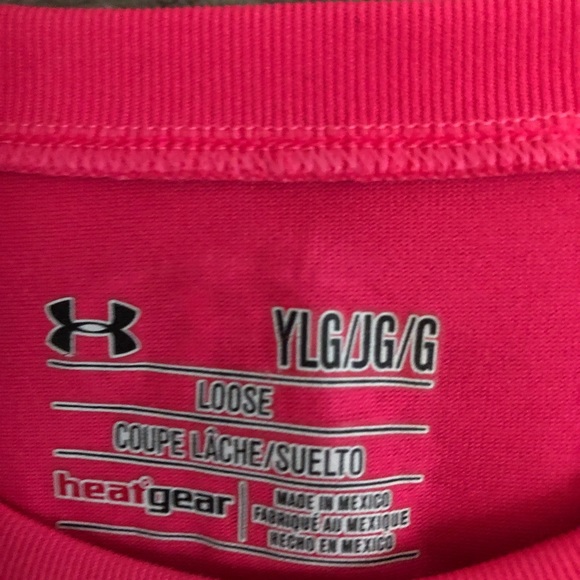 Under Armour Other - Under armour, loose, heat gear top